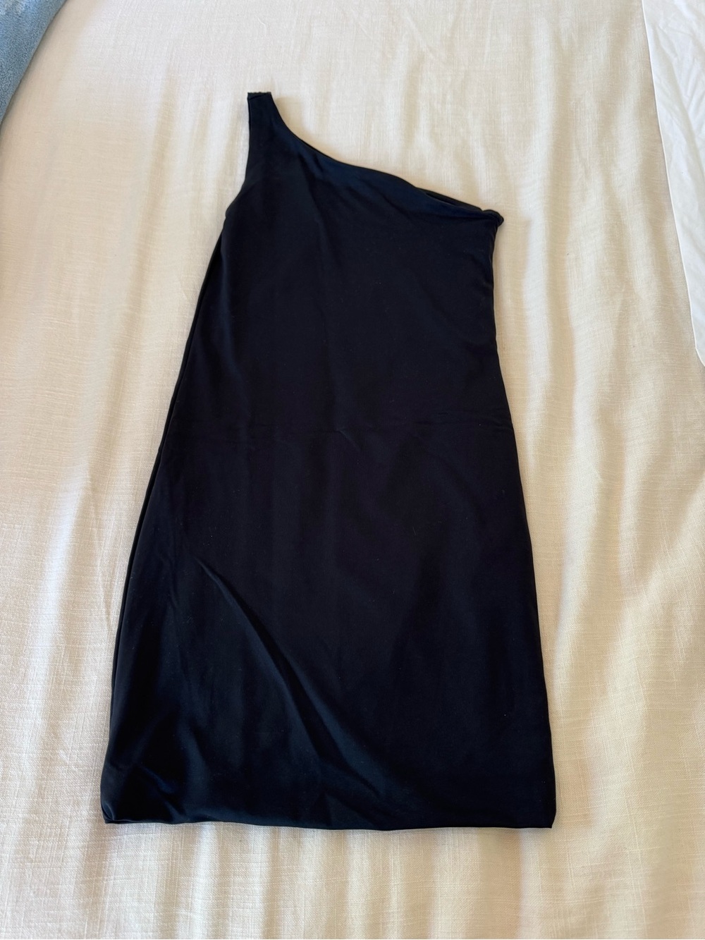 Forever 21 One-Shoulder Black Dress